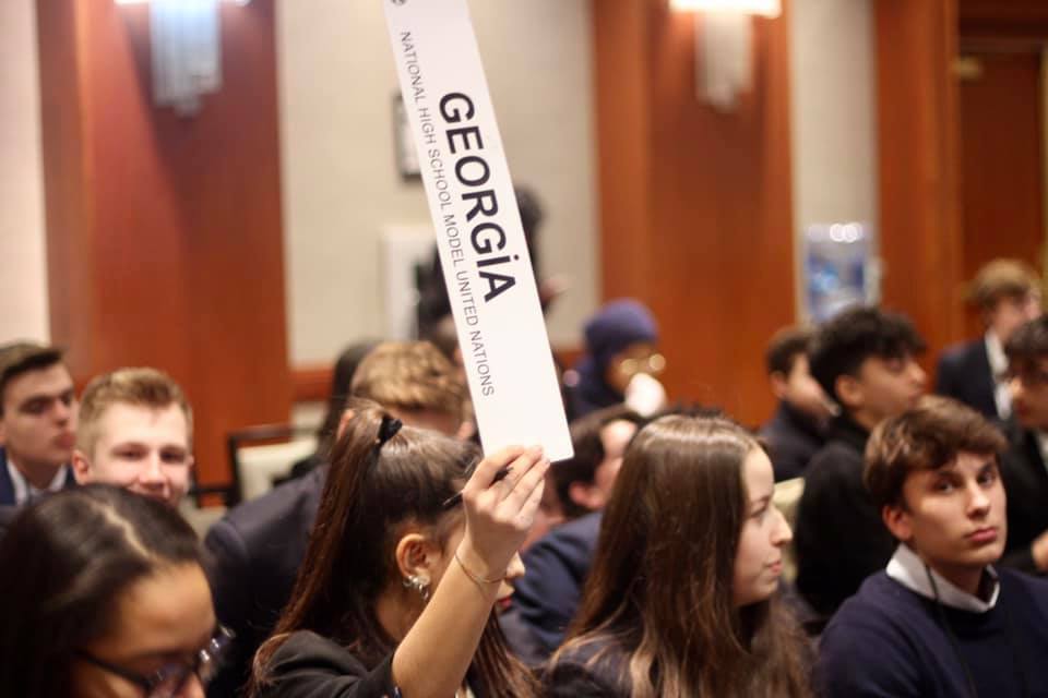 კანტელები გაეროს მოდელირებაზე, ნიუ-იორკში